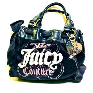 Juicy Couture Daydreamer Purse Navy w/ Pin…